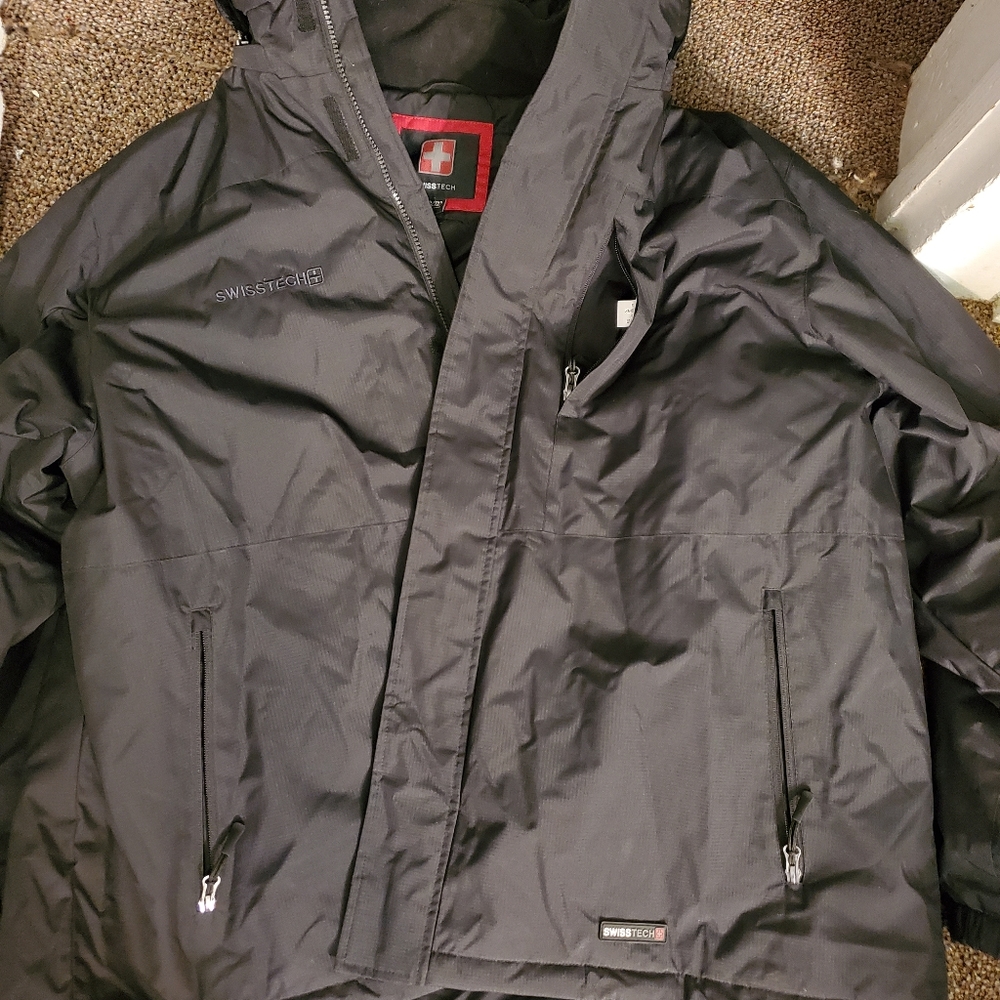 Swiss Tech Coat - Picture 4 of 7